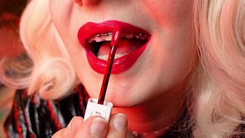 ASMR hermoso video de primer plano LÁPIZ LABIAL FETISH XVIDEOS
