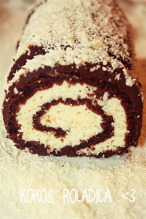u kužini | in the kitchen: KOKOS ROLADICA