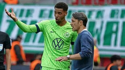 Unser Bester Mann Dickes Lob Von Wolfsburg Trainer F R Felix Nmecha