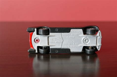 Hot Wheels autko Resorak Cruella de Vil Kędzierzyn Koźle Koźle