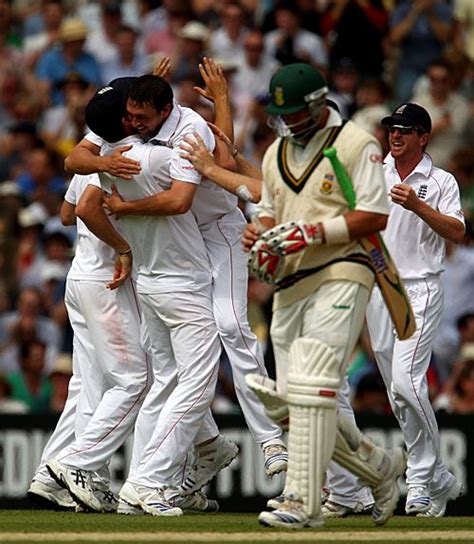 Steve Harmison Celebrates Jacques Kallis Trudges Espncricinfo