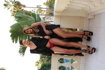 Hot Melena Maria Rya Comparing Her Nice Ass To Apolonia Lapiedra S Photos