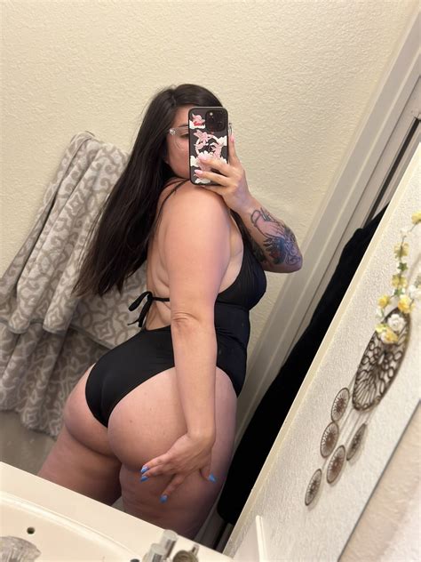 Pawg Fat Ass Tatted Up Shesfreaky