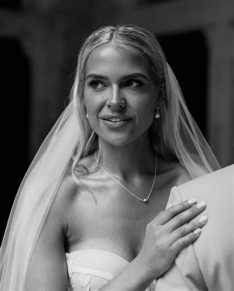 Vraie mariée - Rachael | Lace & Favour
