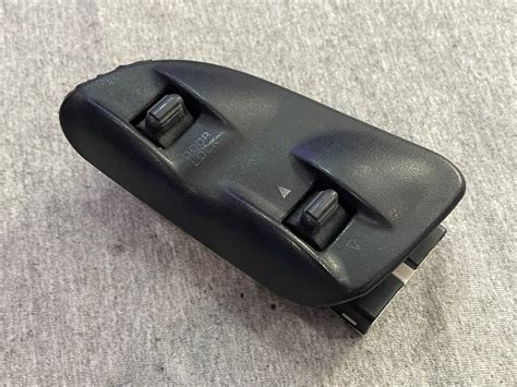 Dodge Ram 1500 2500 3500 Passenger Right Power Window Lock Switch 98 99