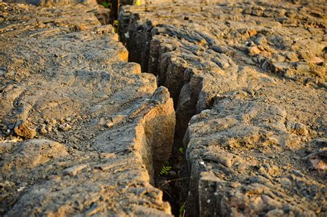 How strike-slip faults form and lead to earthquakes - Earth.com