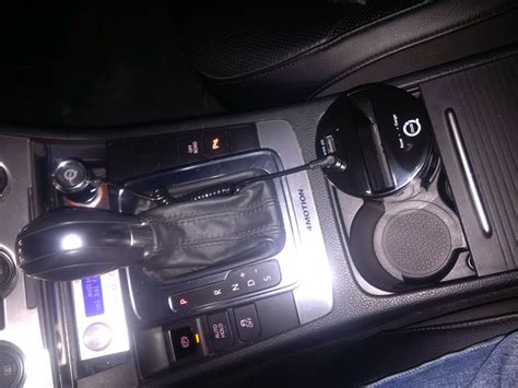Зарядка в подстаканник — Volkswagen Passat Alltrack (B7), 2 л, 2012 ...