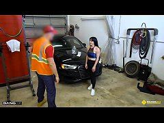 Roadside Fit Girl Gets Her Pussy Banged By The Car Mechanic Xxx Mobile Porno Videos Movies