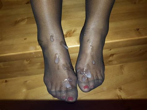 Feet In Nylon Pantyhose Nude Pics XHamster