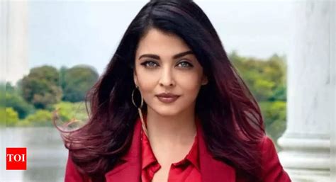 When Aishwarya Rai Bachchan Reacted To A Question About Premarital Sex