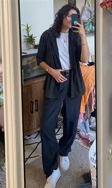 Best Simple Masc Butch Androgynous Lesbian Nonbinary Tomboy Genderqueer Queer Enby Lgbtq