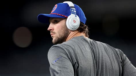 Josh Allen contract balanced Buffalo Bills salary cap with big bucks