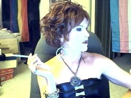 Smoking Shemale Porn Pics Nude Trans In Free Sex Photos Xhamster