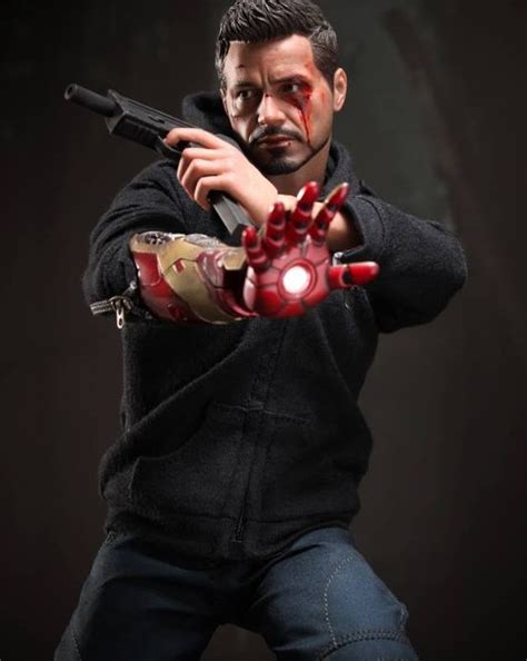 Iron Man 3 Hot Toys Tony Stark The Mechanic Up For Order Marvel Toy News