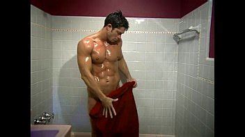 Hot Muscle Shower XVIDEOS