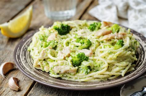 Creamy Cheesy Broccoli Spaghetti With Chicken Stock Image Image Of