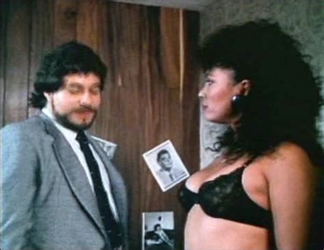 Naked Yirah Aparicio In El Pichichi Del Barrio