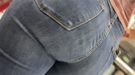 Slim Thick Latina Ass Barley Contained In Jeans Faceshot Closeups Ass Forum