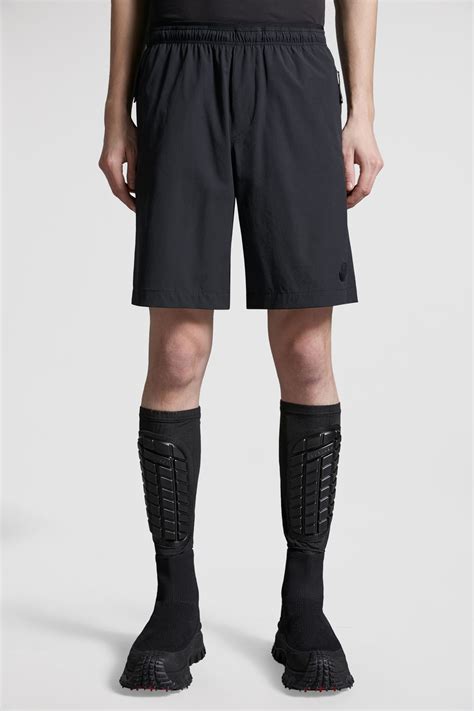 Мужские брюки и шорты - Одежда | Moncler RU