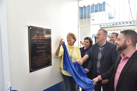 Inaugurada obra de ampliação da Escola Leonel de Moura Brizola