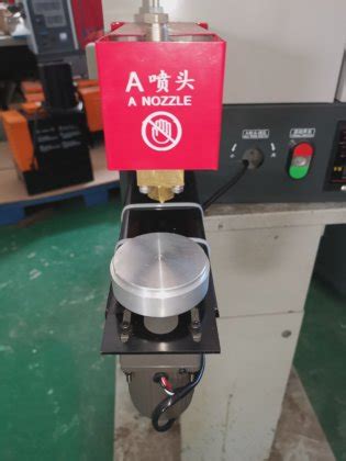 With Timer Control Hot Mlet Glue Tank With Double Nozzle Cost Effective Hot Melt Glue Machine In