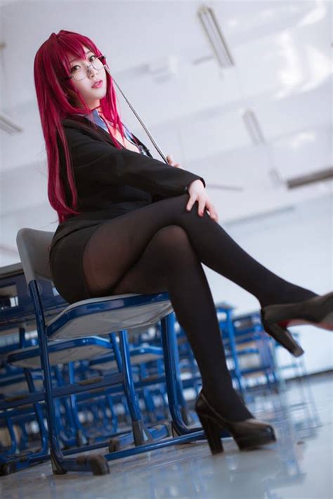 Cosplay nữ giáo viên cực gợi cảm trong game hot Fate Grand Order