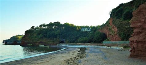 Dawlish Sea Wall Walk with Disabled Access - Dawlish - Euan's Guide