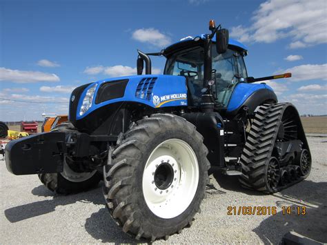 New Holland T8 410 Smart Trax Traktoren Oldtimer Traktoren