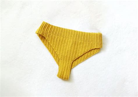 PATRÓN GRATIS Bikini Laia en Crochet Crochetisimo