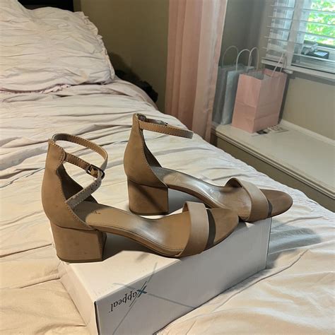 Cute Nude Heels Great Condition Depop