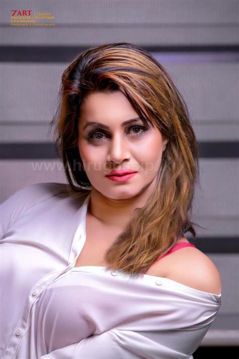 Top Srilanka Milf Actress Elakiri