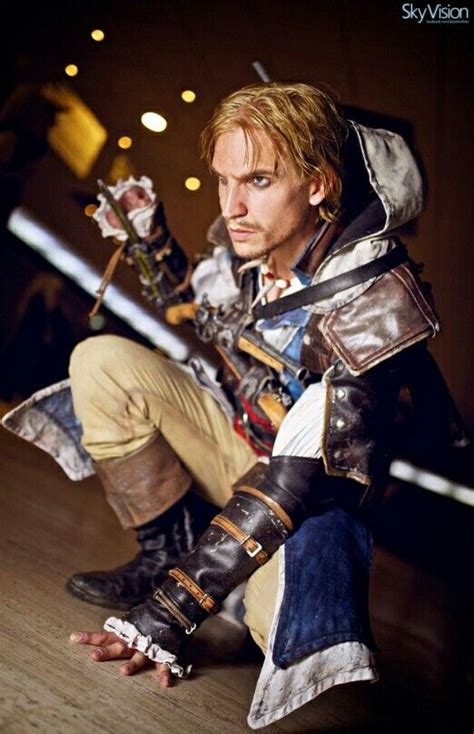 Edward kenway ac iv black flag cosplay art by leonchirocosplayart on