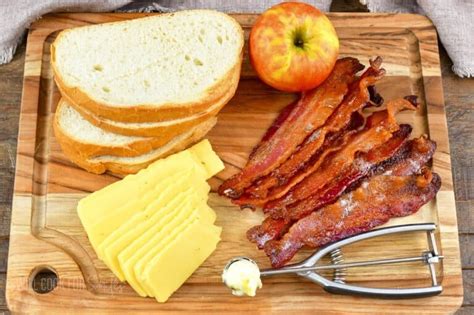 Apple Bacon Gouda Grilled Cheese Will Cook For Smiles