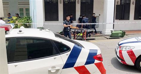 Public Upskirt Pussy Porn Photos For Free