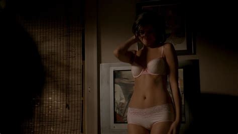 Naked Jamie Lynn Sigler In The Sopranos