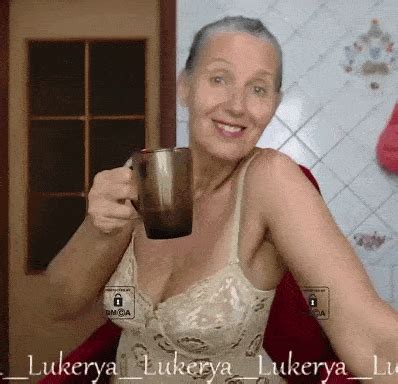 Coffee After A Walk Nude Pics XHamster