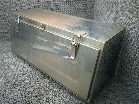 Ящик инструментальный из нержавейки, новый, в наличии. Цена: 8 000₽ в ...