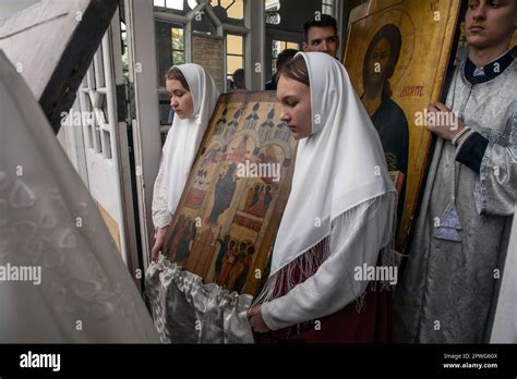 Moscow Patriarchate Churches Hi Res Stock Photography And Images Alamy