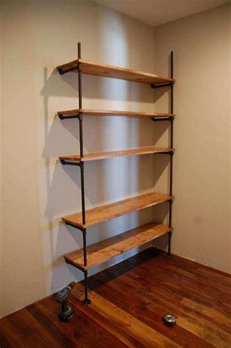 Полка из труб и поддонов своими руками Просто и быстро