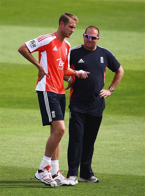 Stuart Broad and Ravi Bopara take a breather during training