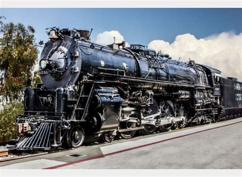 SF 3751 | Locomotive, Train, Vehicles
