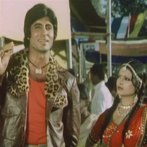 Amitabh Bachchan and Rekha’s still from Do Anjaane