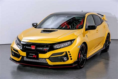 2021 Honda Civic Type R FK8 限量版登场减轻车重搭配全新轮胎准备夺回纽柏林最速前驱车称号 AUTO123