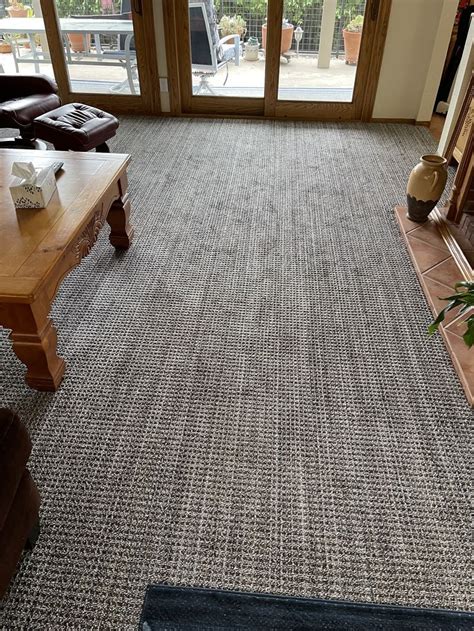 how much is it to carpet a room