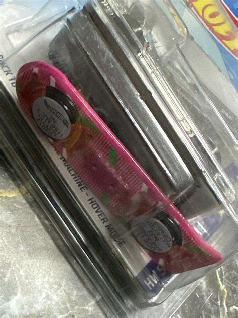 Hot Wheels SUPER RARE Back To The Future SET HW The 80s DMC Delorean 1981 BLACK Delorean DMC 12