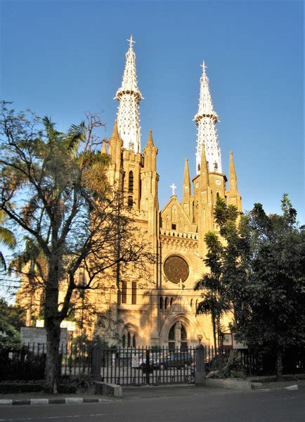 Gambar Gereja Dengan Arsitektur Yang Indah Dan Unik Di Indonesia