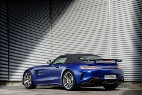 Mercedes AMG GT R Roadster Finally Joins Coupe Limited To 750 Units