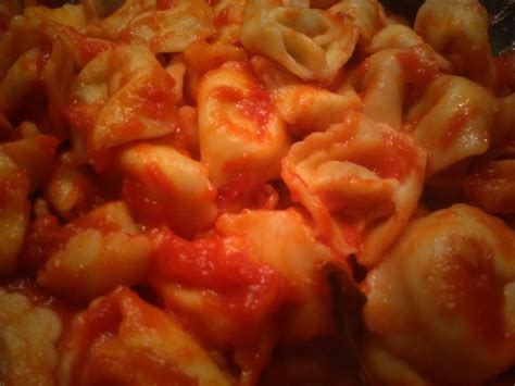 CUCINA Tortellini Al Sugo Di Pomodoro Mammaformica By