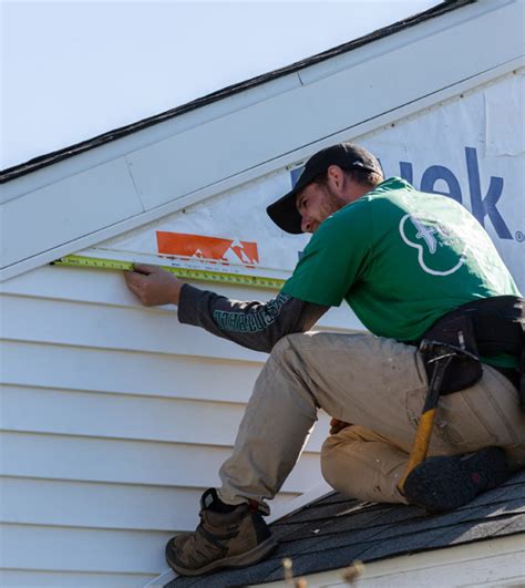 how to repair home siding