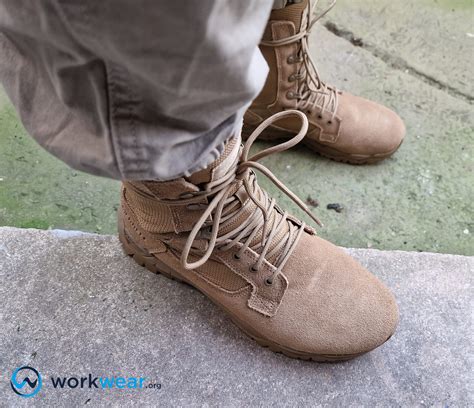 How Should Work Boots Fit Should They Be Loose Or Tight